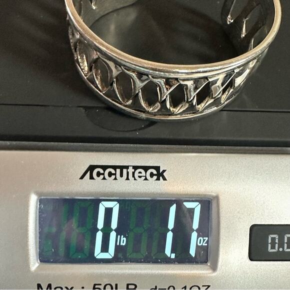 Lia Sophia Shockwave Individual Twisted Slats Cuff Bracelet Jewelry Silver tone - Picture 7 of 9